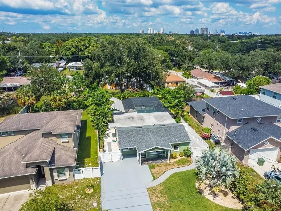 Luxury Home In The Heart Of South Tampa & Pool!